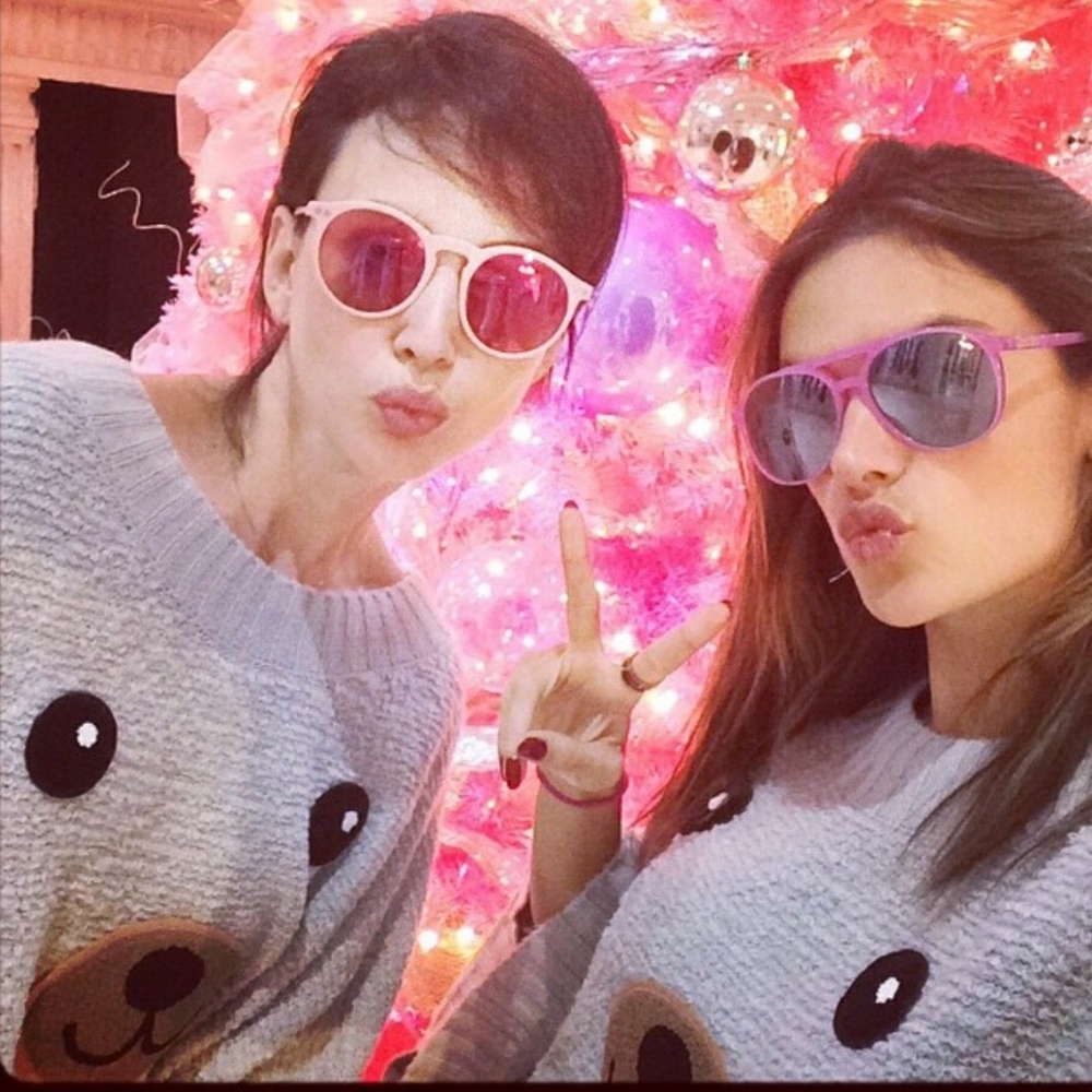 [Sold] Wildfox teddy bear rare oversized sweater - Picture 9 of 10